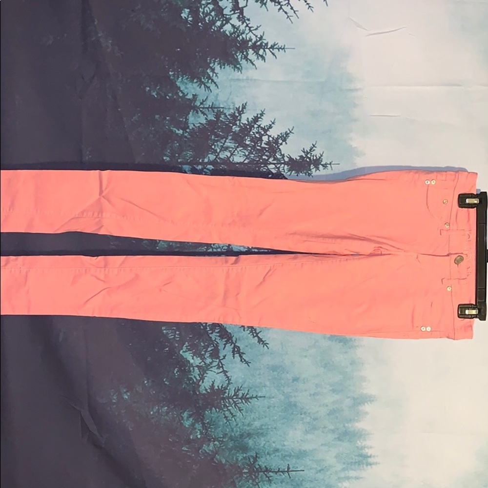 Women’s skinny jeans
